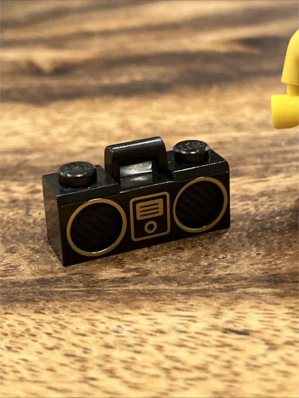 Lego Minifigure ( Authentic ) - Picture 2 of 4